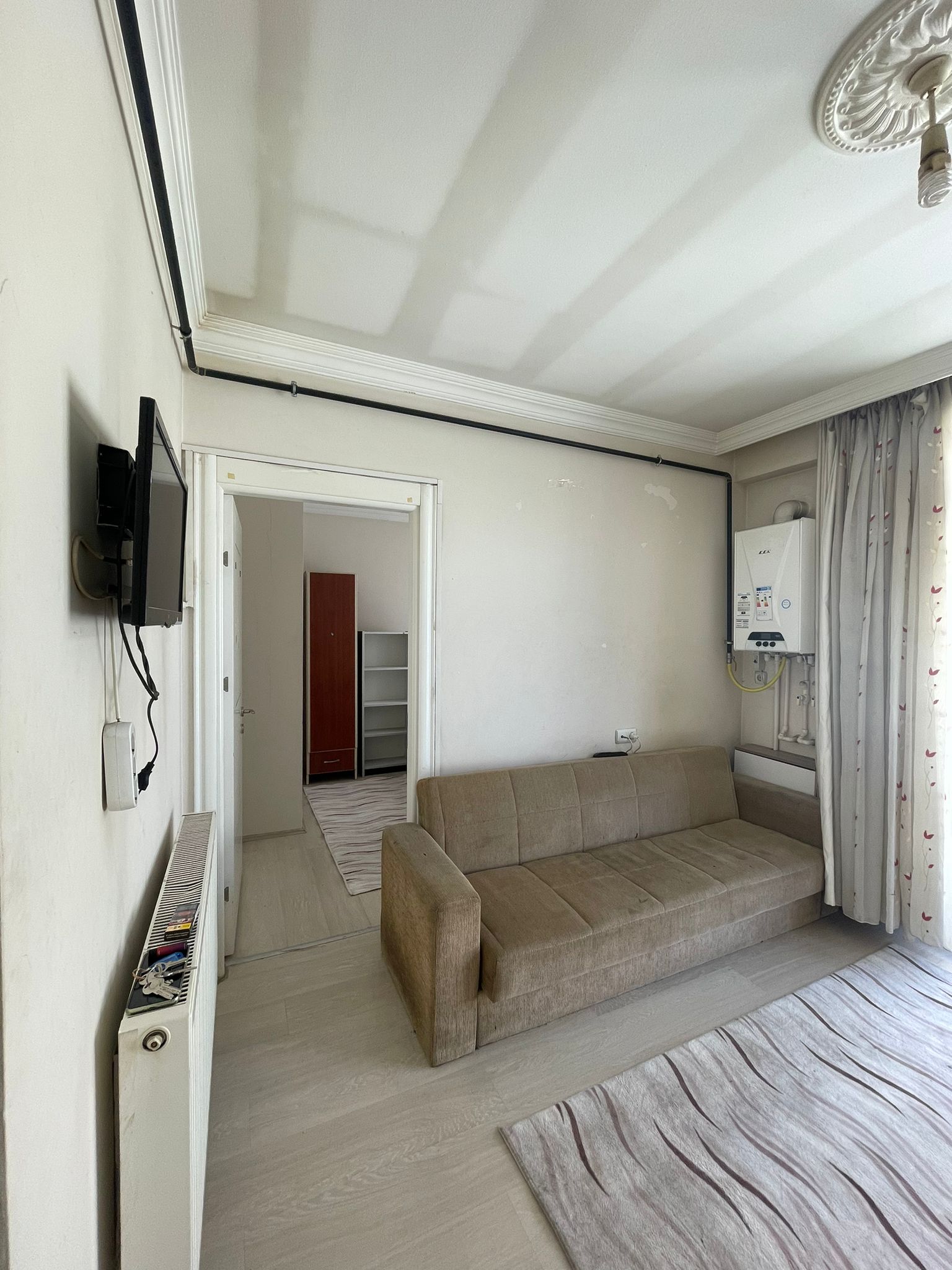 1+1 MERKEZİ KONUMDA KİRALIK DAİRE