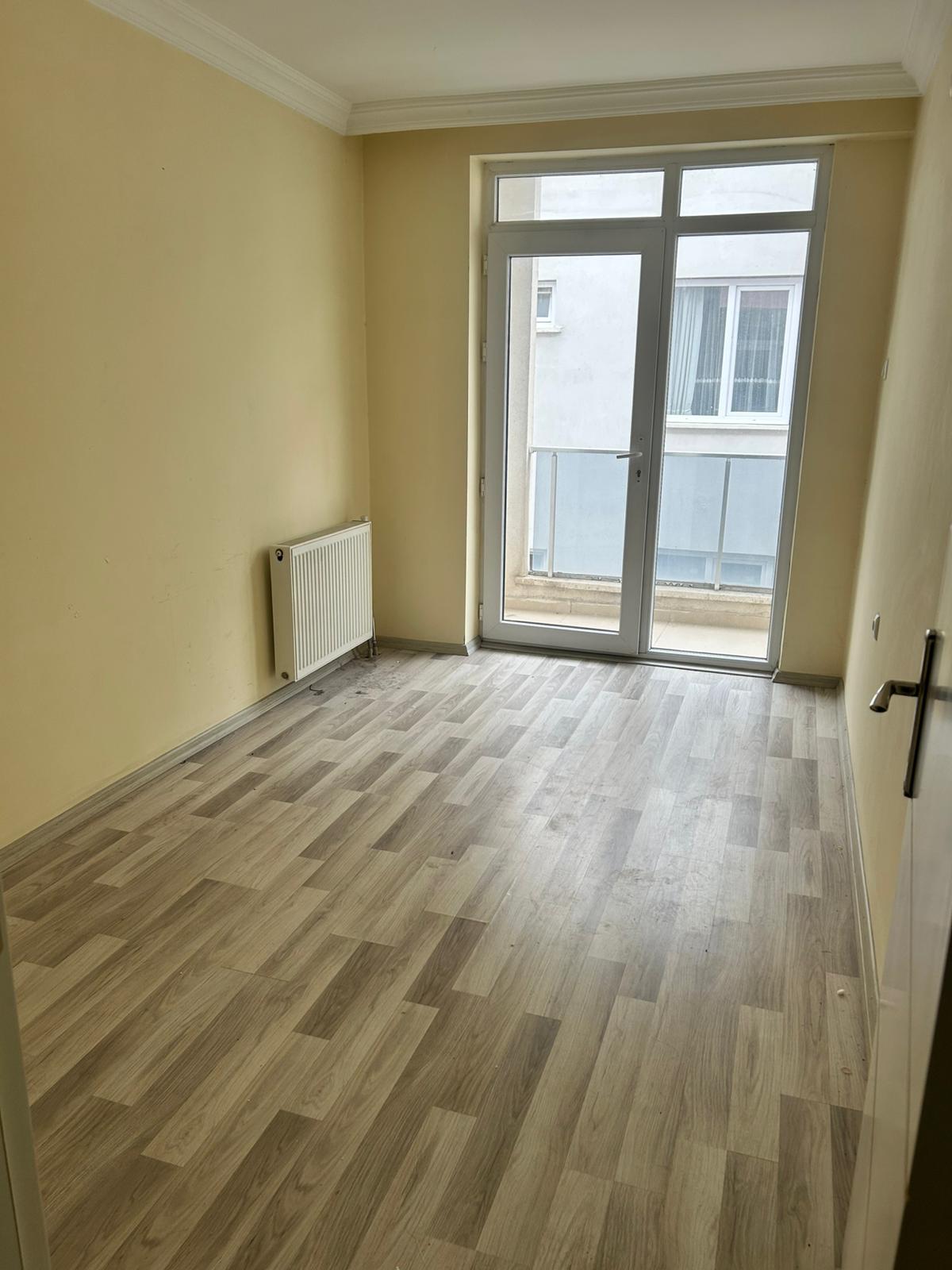 ERENLERDE GENİŞ FERAH 2+0 FIRSAT DAİRE