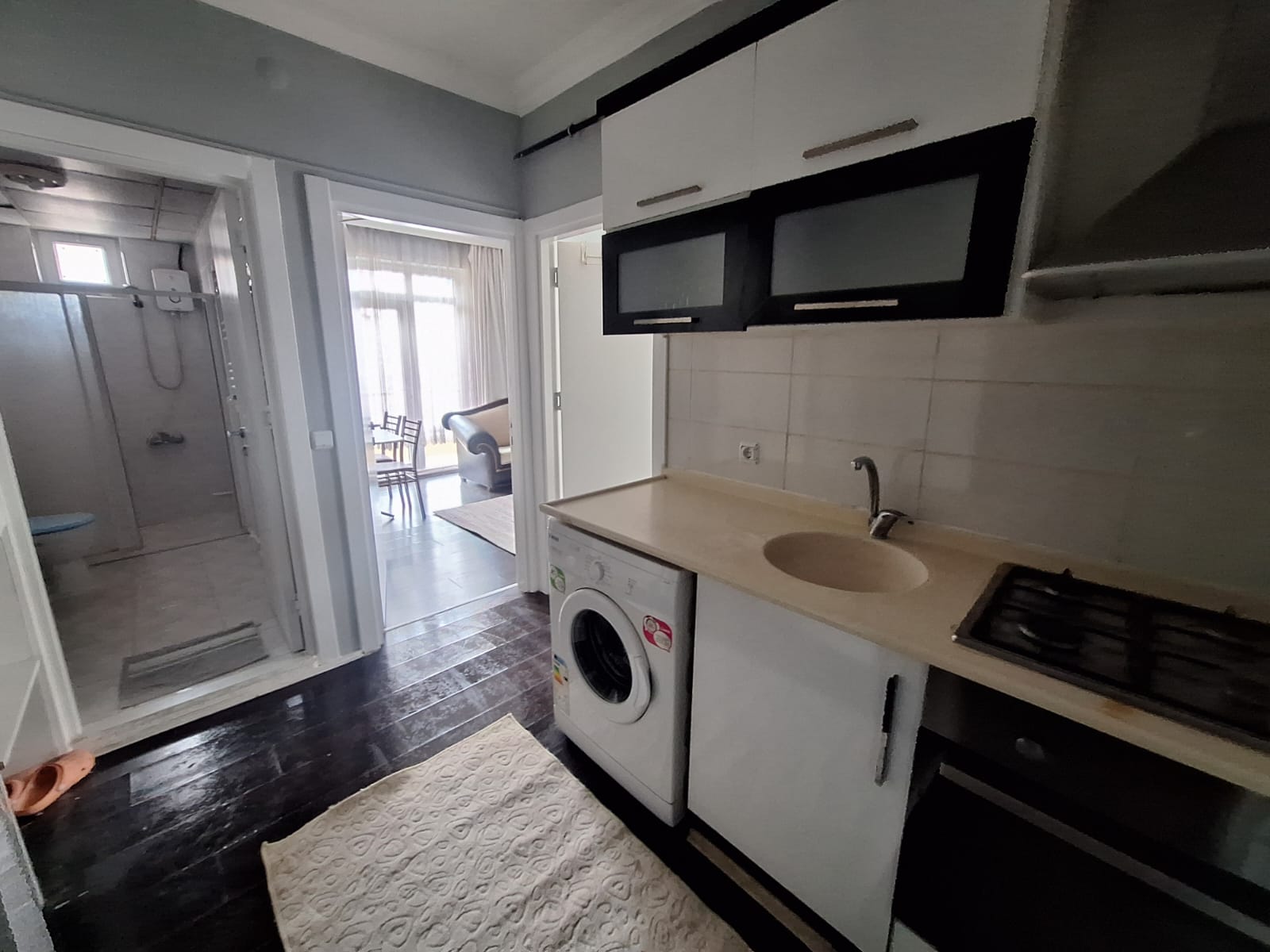 ERENLERDE 2+0 MERKEZİ KONUMDA SEVGİ YOLU ÜZERİNDE KİRALIK DAİRE