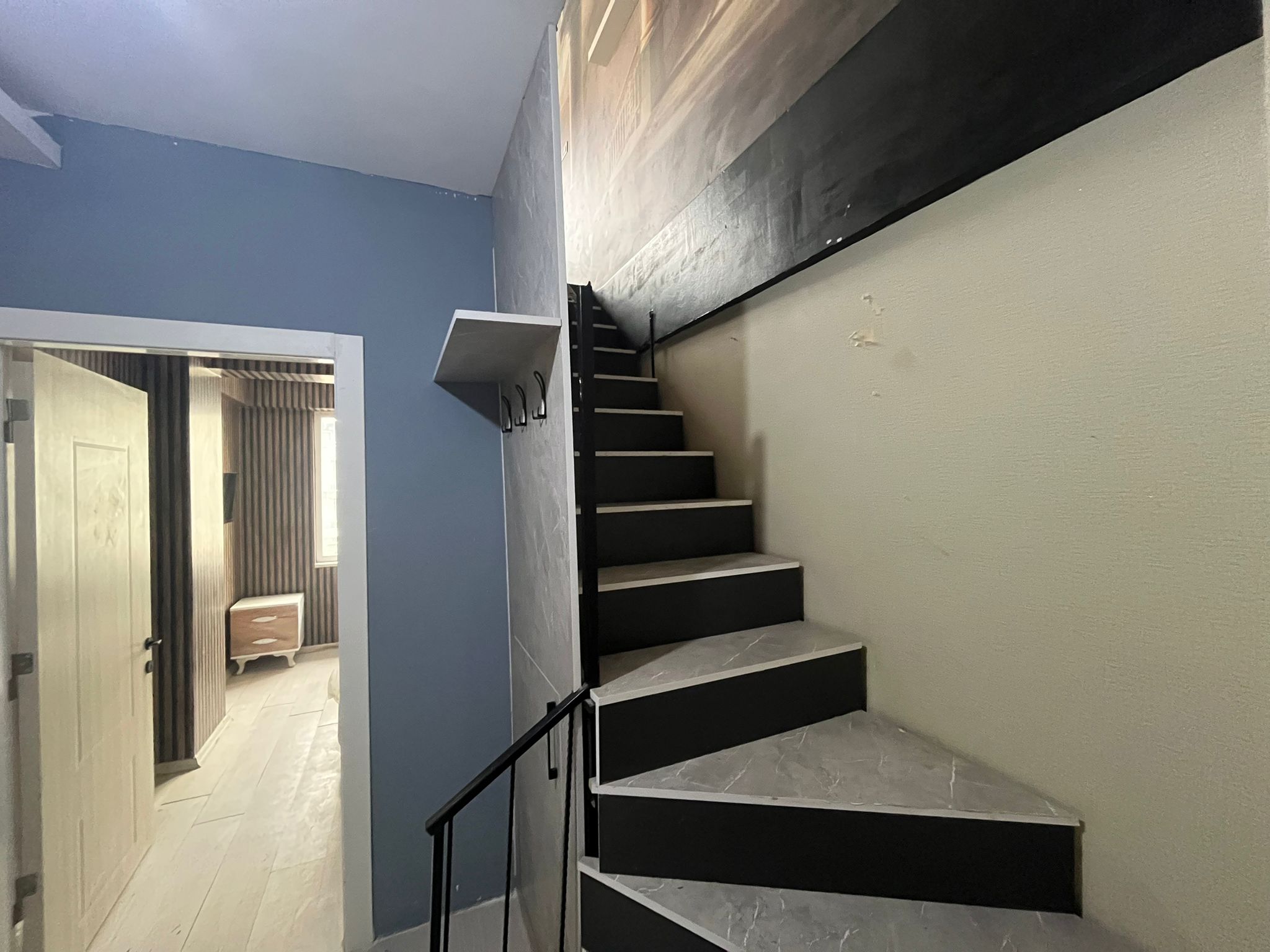 ERENLERDE 1+1 MERKEZİ KONUMDA FIRSAT SATILIK