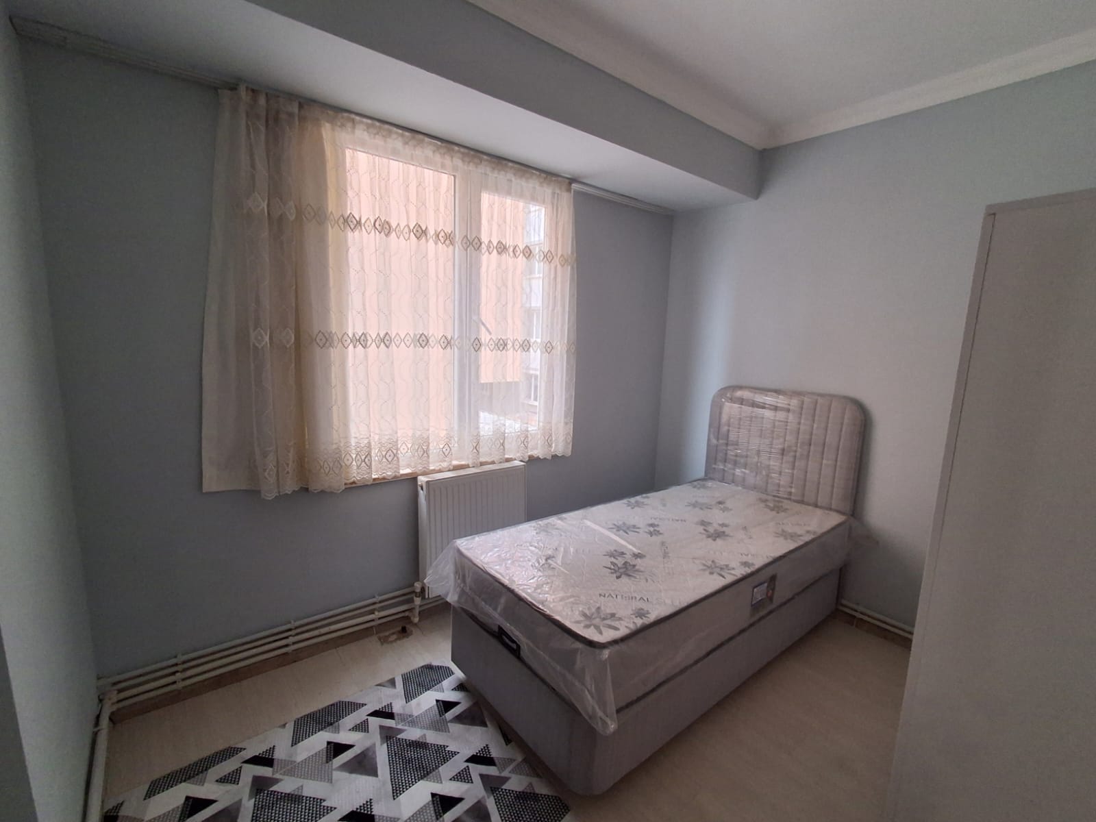 ERENLERDE EMNİYET KARŞISINDA 2+0 KİRALIK DAİRE