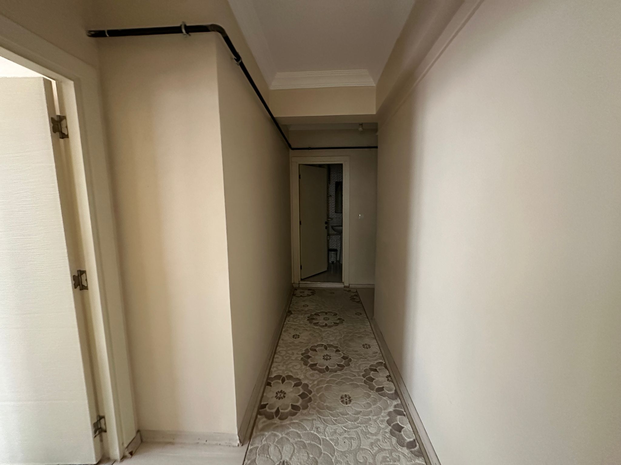 ERENLERDE MERKEZİ KONUMDA 2+0 FIRSAT DAİRE