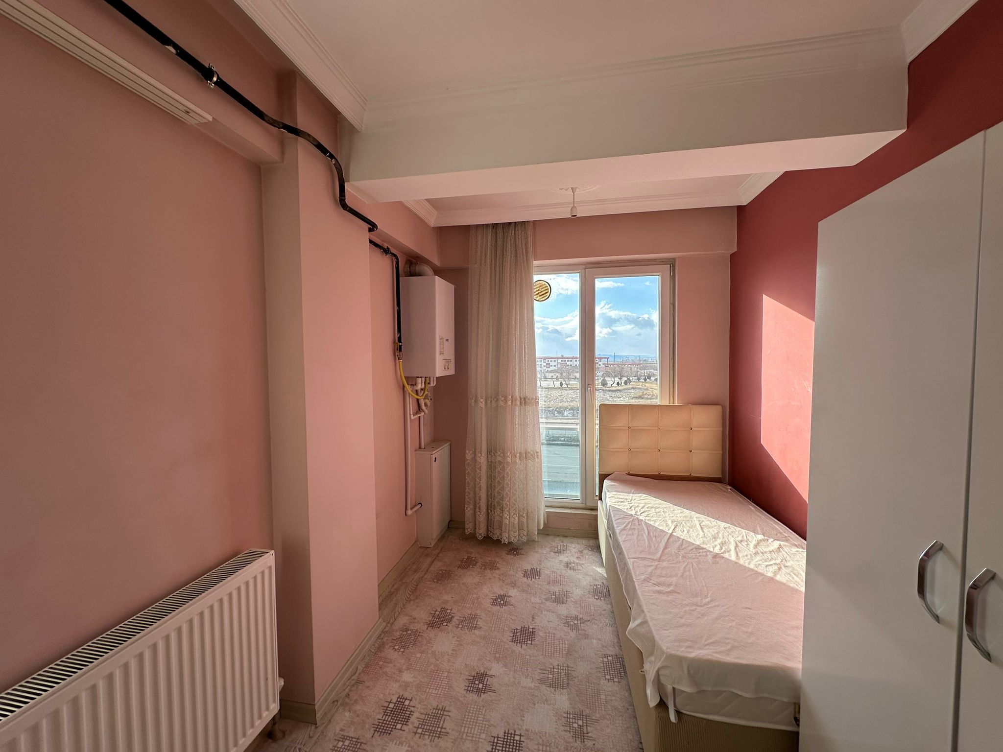 ERENLERDE ESKİŞEHİR YOLU ÜZERİNDE 2+1 KİRALIK DAİRE