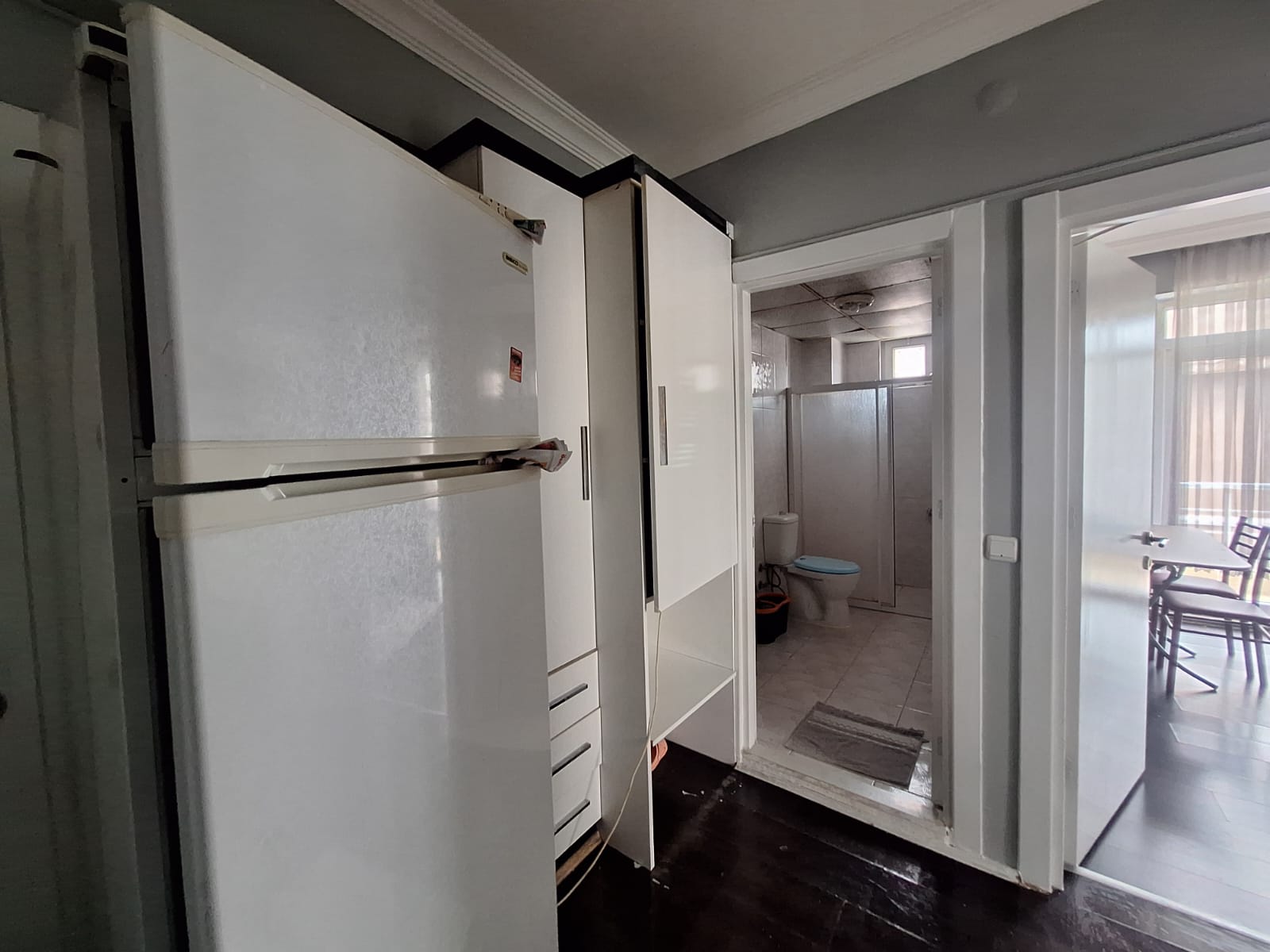 ERENLERDE 2+0 MERKEZİ KONUMDA SEVGİ YOLU ÜZERİNDE KİRALIK DAİRE