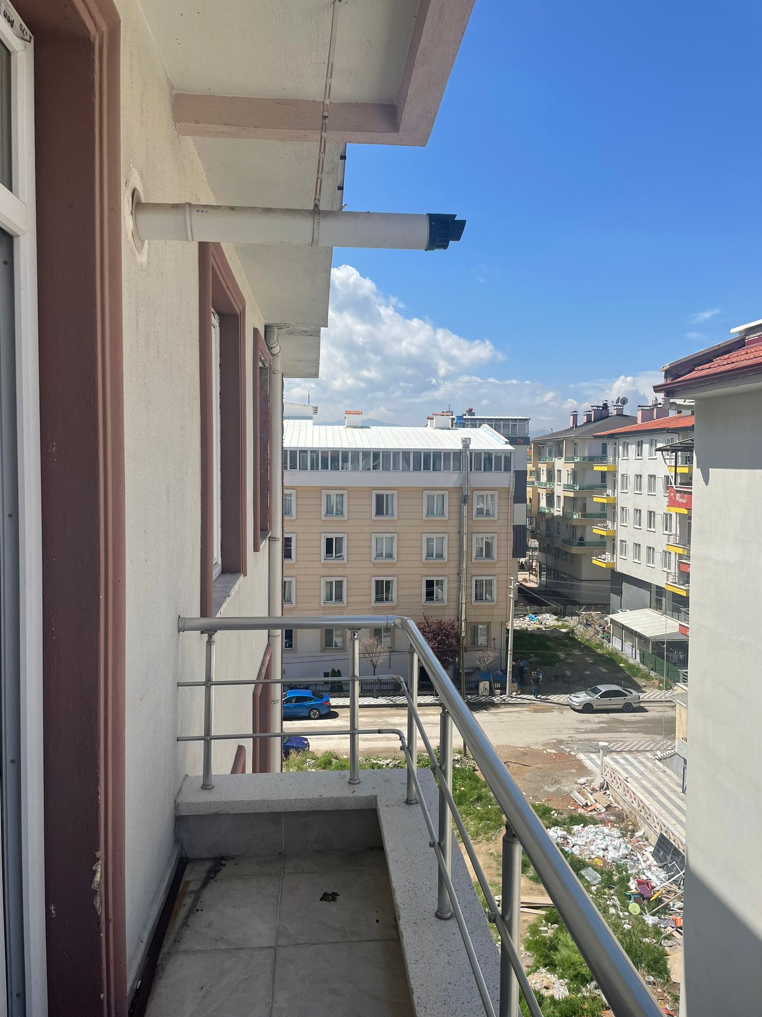 1+1 MERKEZİ KONUMDA KİRALIK DAİRE