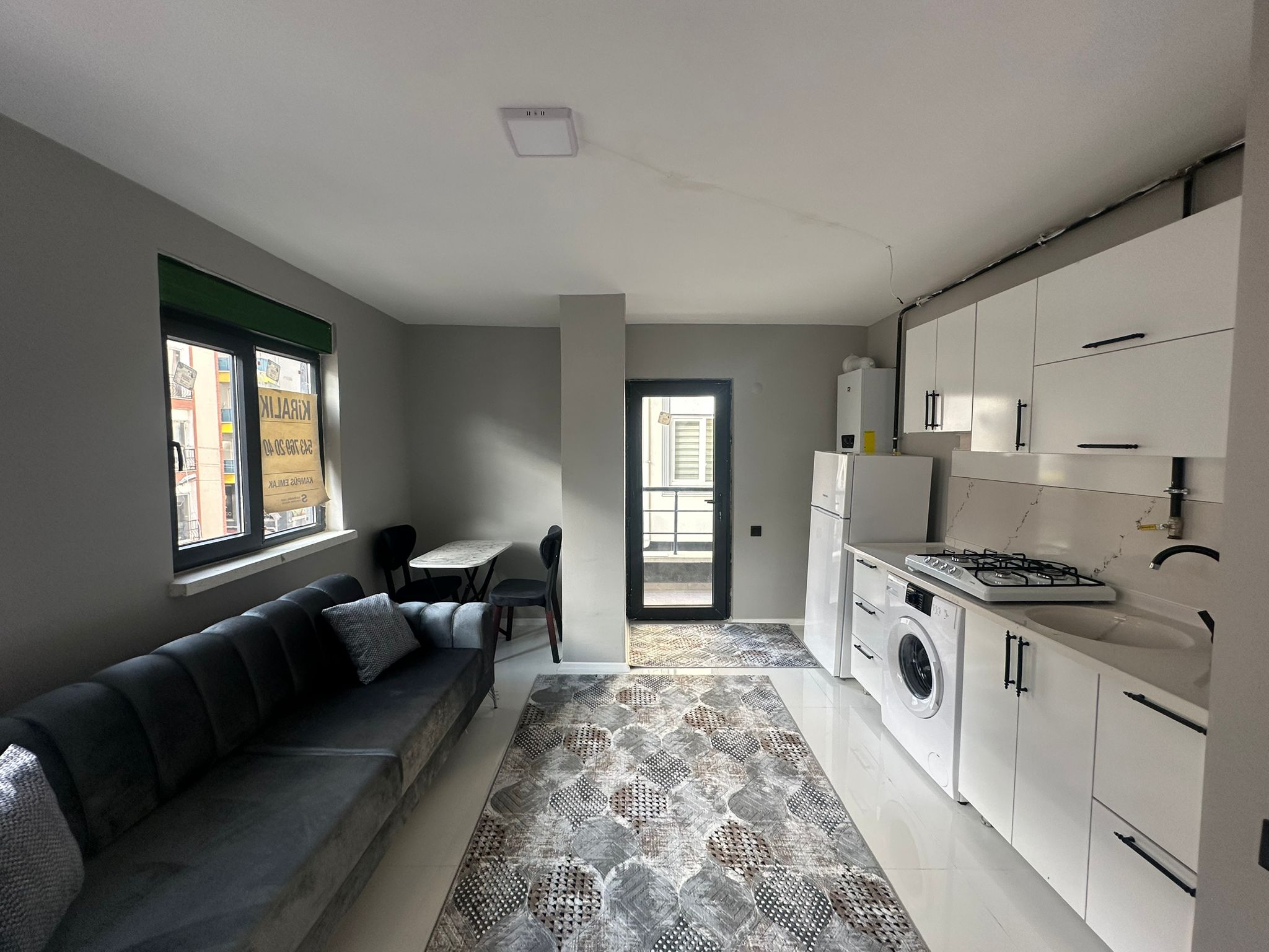 ERENLERDE MERKEZİ KONUMDA 1+1 KİRALIK SIFIR DAİRE