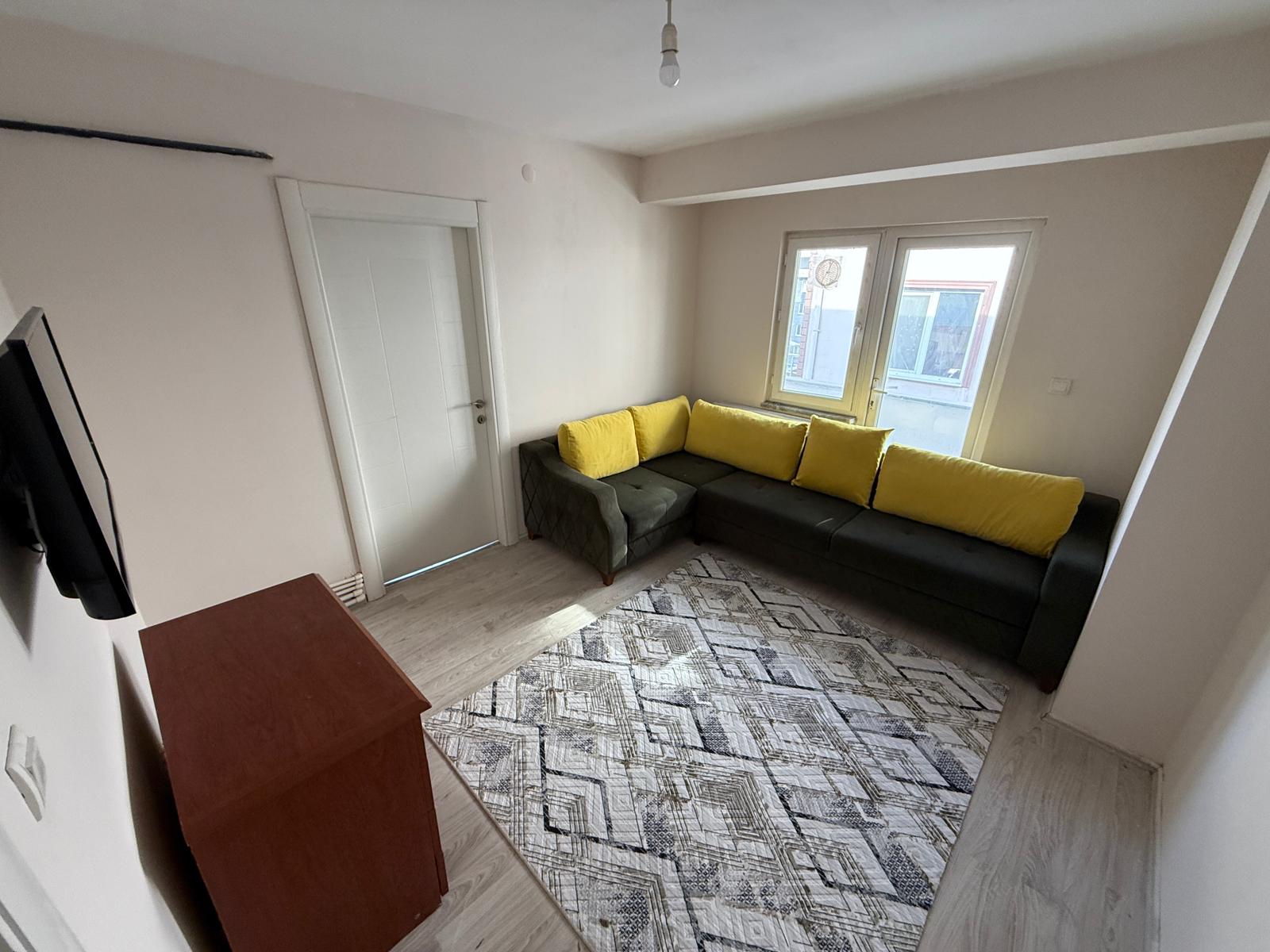 ERENLERDE MERKEZİ KONUMDA 2+1 GENİŞ KİRALIK DAİRE