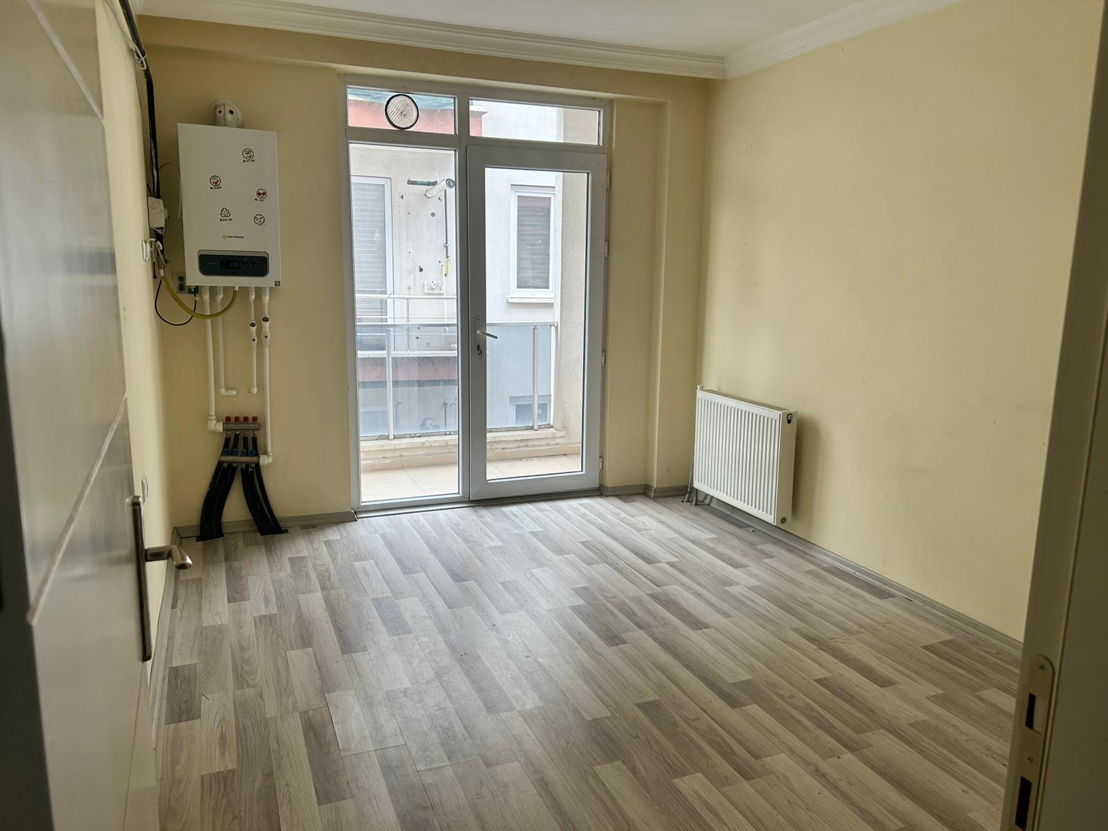 ERENLERDE GENİŞ FERAH 2+0 FIRSAT DAİRE