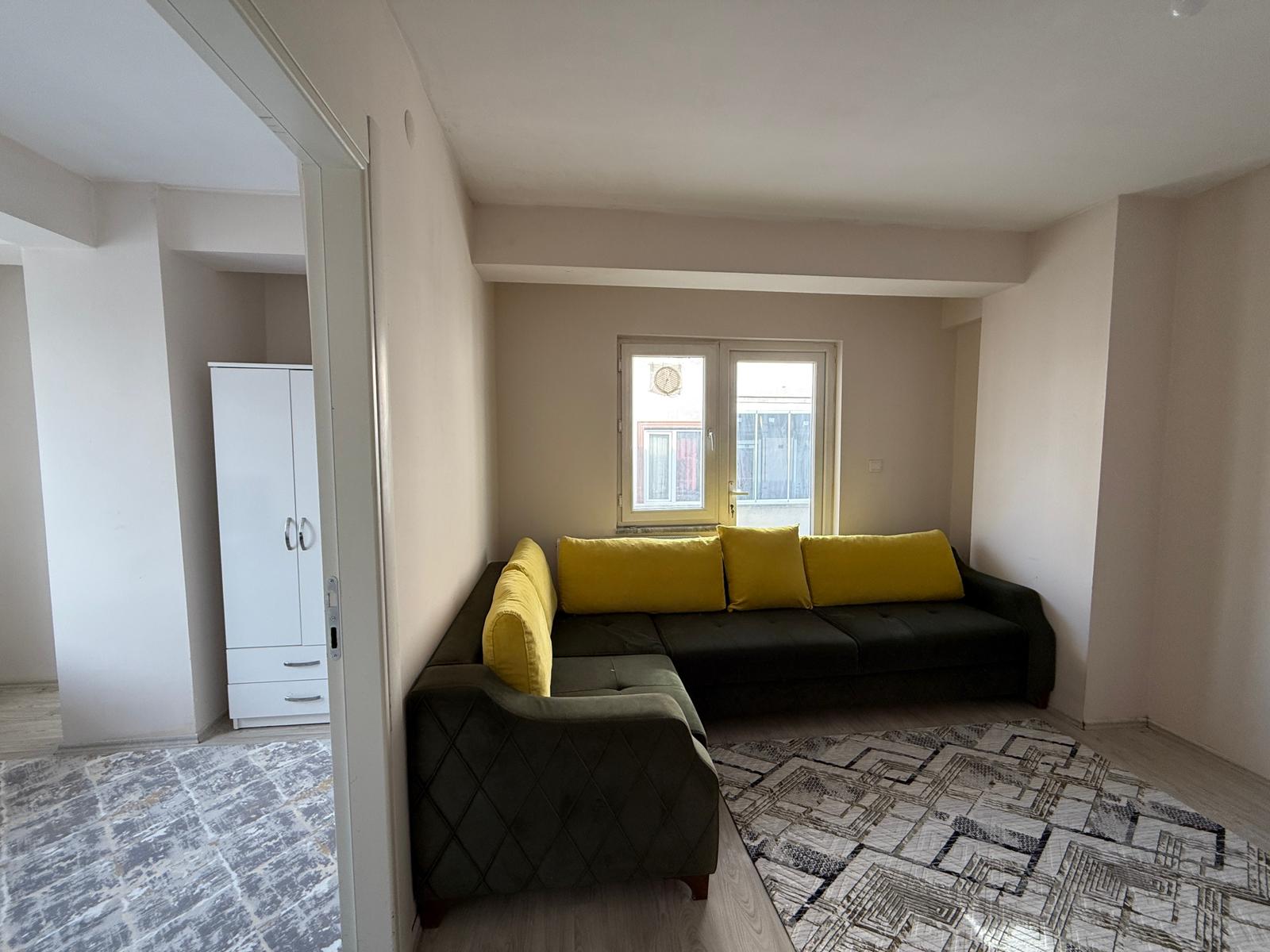 ERENLERDE MERKEZİ KONUMDA 2+1 GENİŞ KİRALIK DAİRE