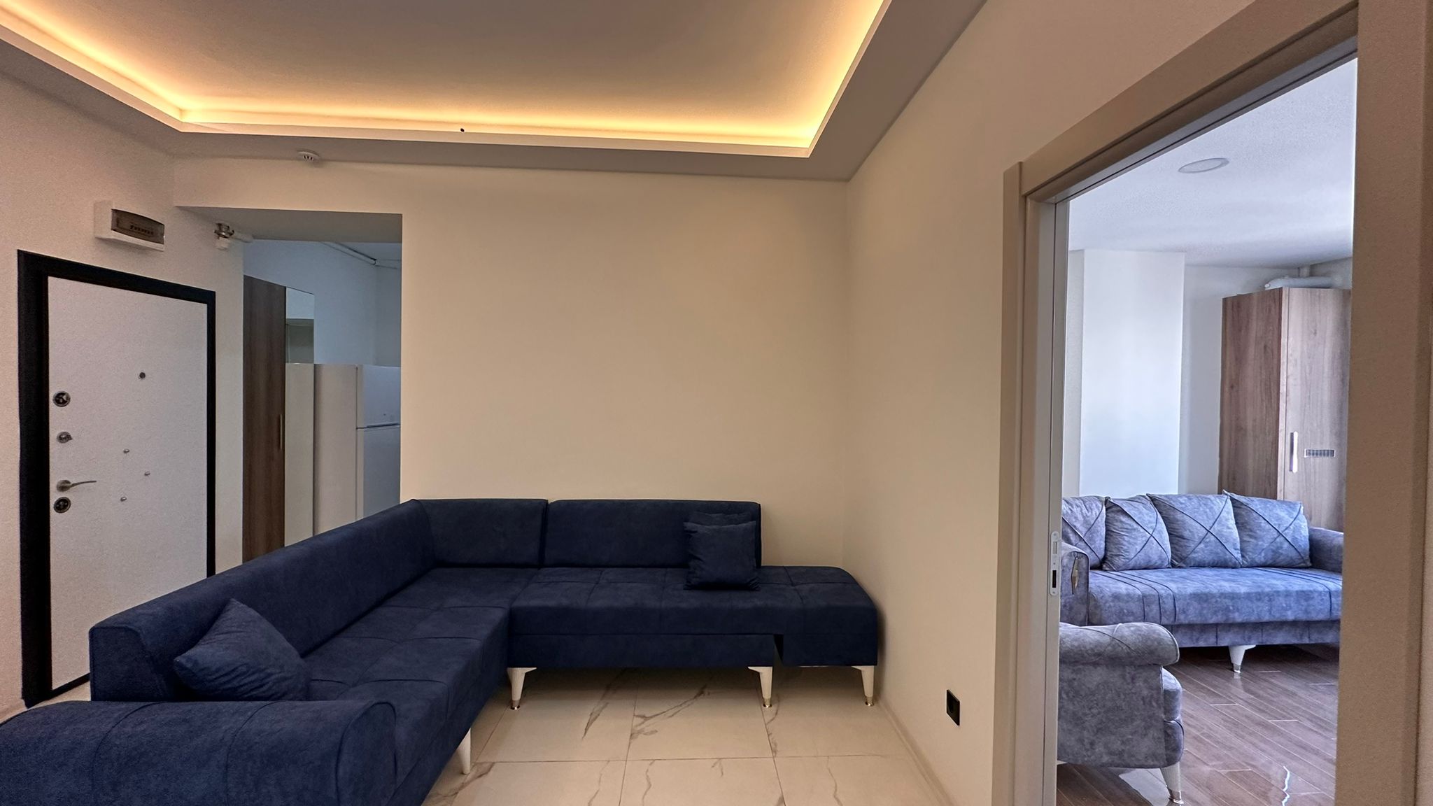 ERENLERDE LÜKS 2+1 MERKEZİ KONUMDA KİRALIK DAİRE