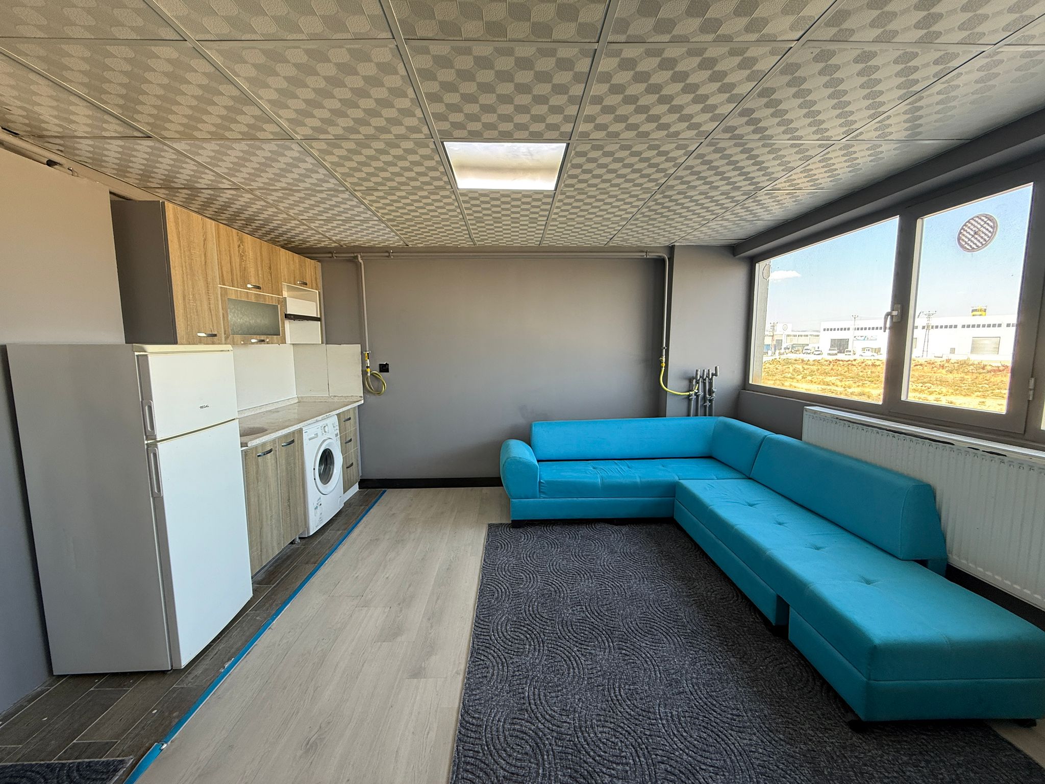 ERENLERDE 2+1 GENİŞ YENİ EŞYALI KİRALIK DAİRE