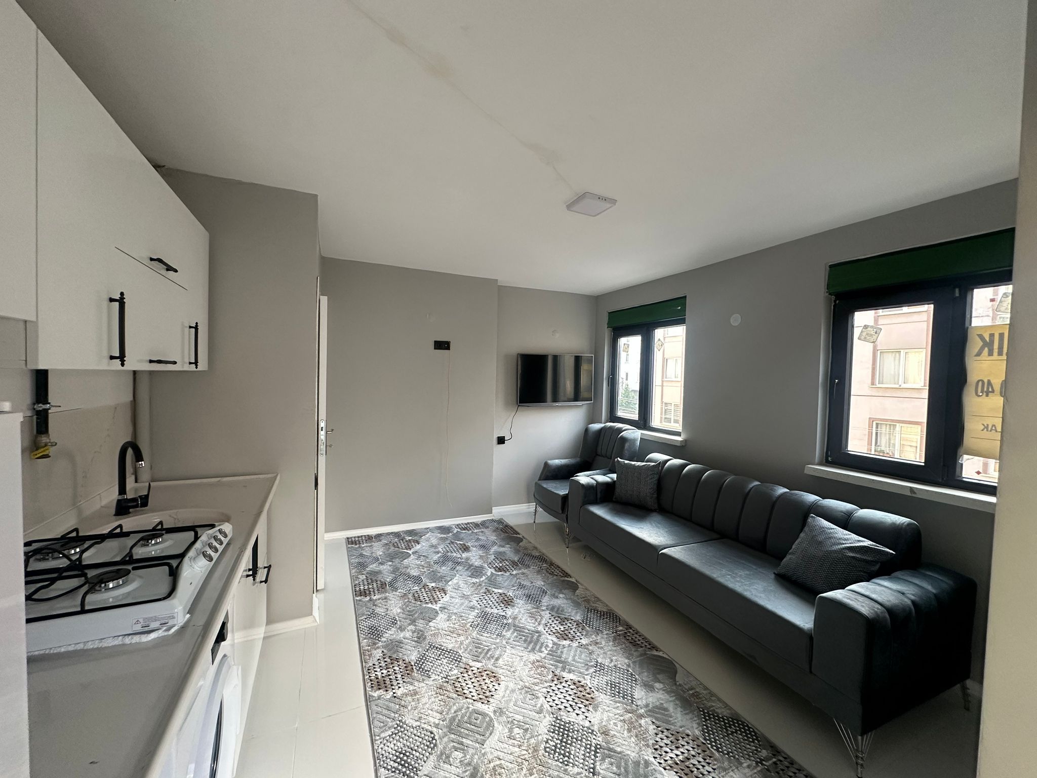 ERENLERDE MERKEZİ KONUMDA 1+1 KİRALIK SIFIR DAİRE