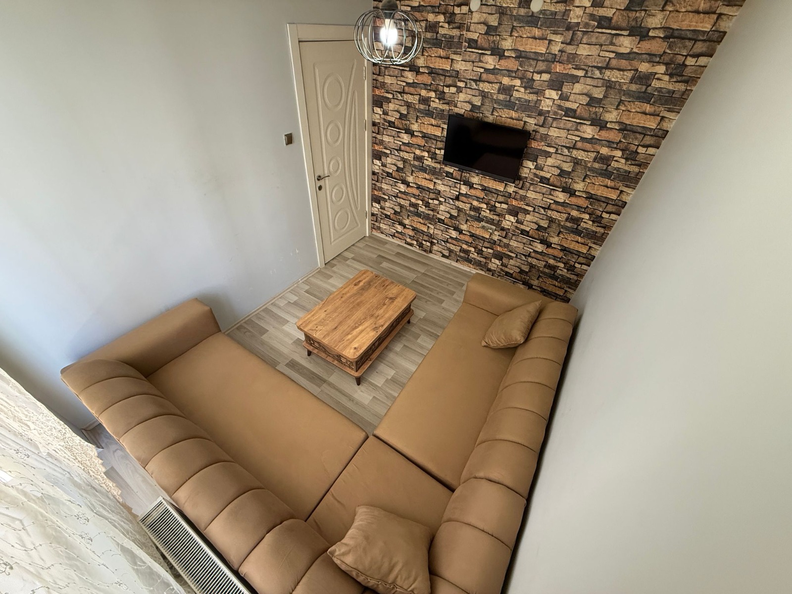 ERENLERDE MERKEZİ KONUMDA UYGUN FİYATLI 2+0 SATILIK DAİRE