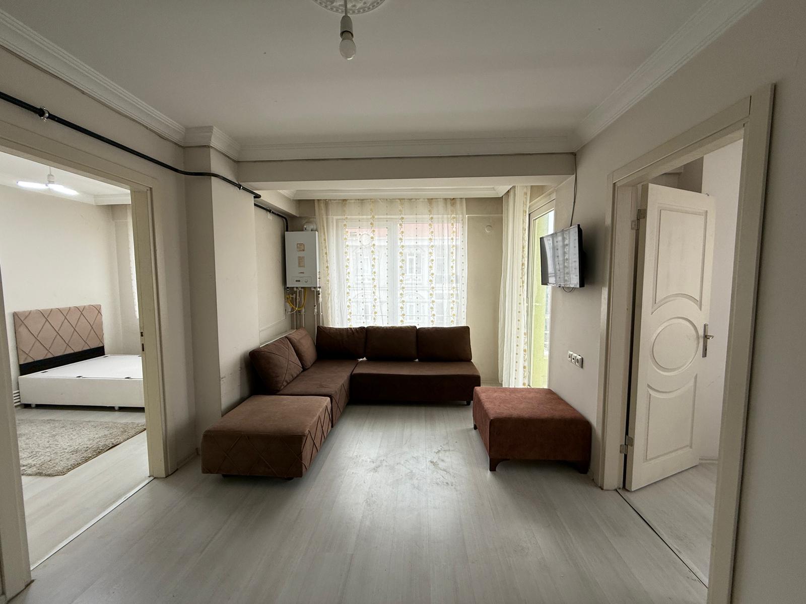 ERENLERDE 2+1 MERKEZİ KONUMDA TEMİZ KİRALIK DAİRE