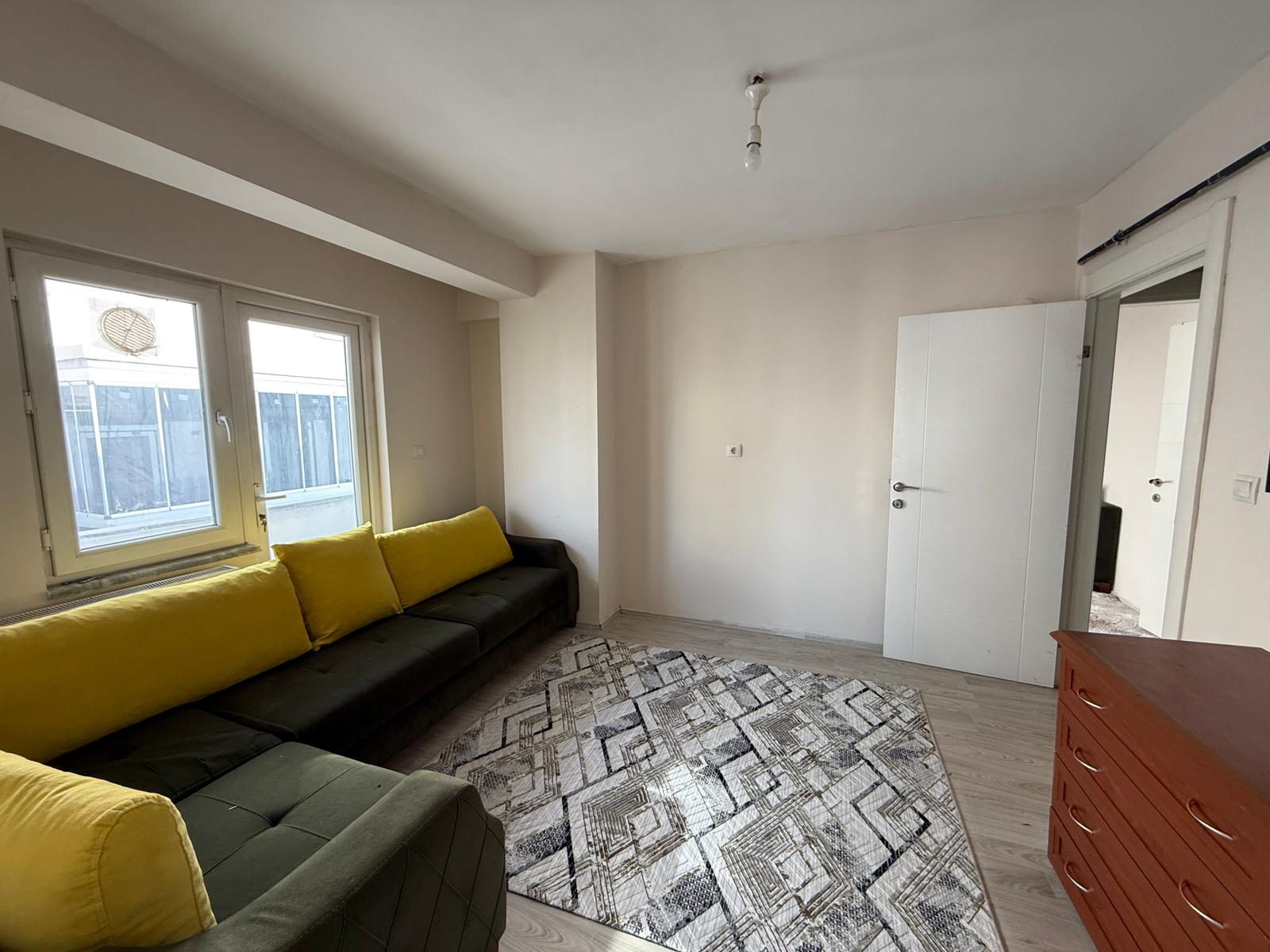 ERENLERDE MERKEZİ KONUMDA 2+1 GENİŞ KİRALIK DAİRE