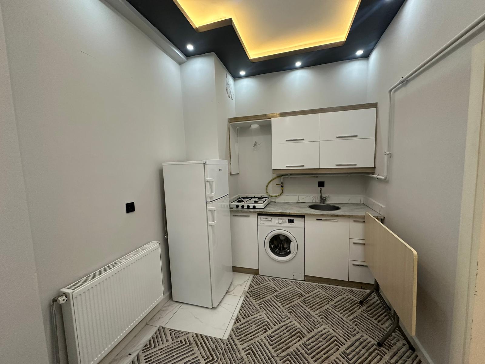 ERENLERDE MERKEZİ KONUMDA 2+0 SATILIK DAİRE