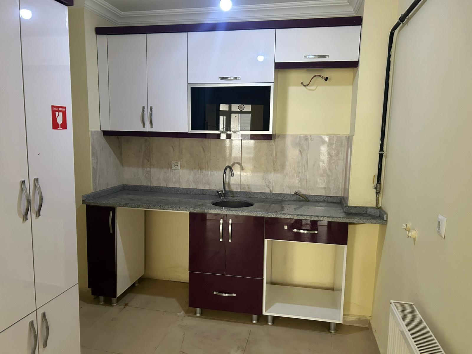 ERENLERDE GENİŞ FERAH 2+0 FIRSAT DAİRE