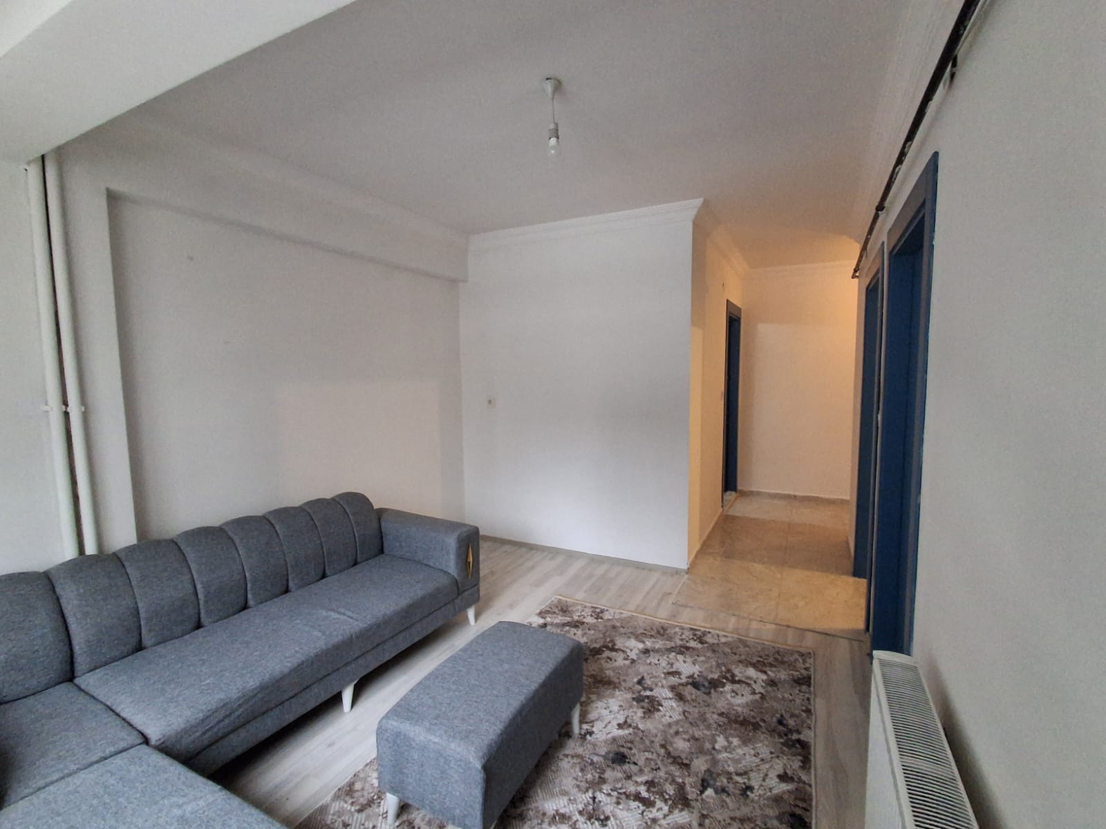 ERENLERDE MERKEZİ KONUMDA 2+0 KİRALIK DAİRE