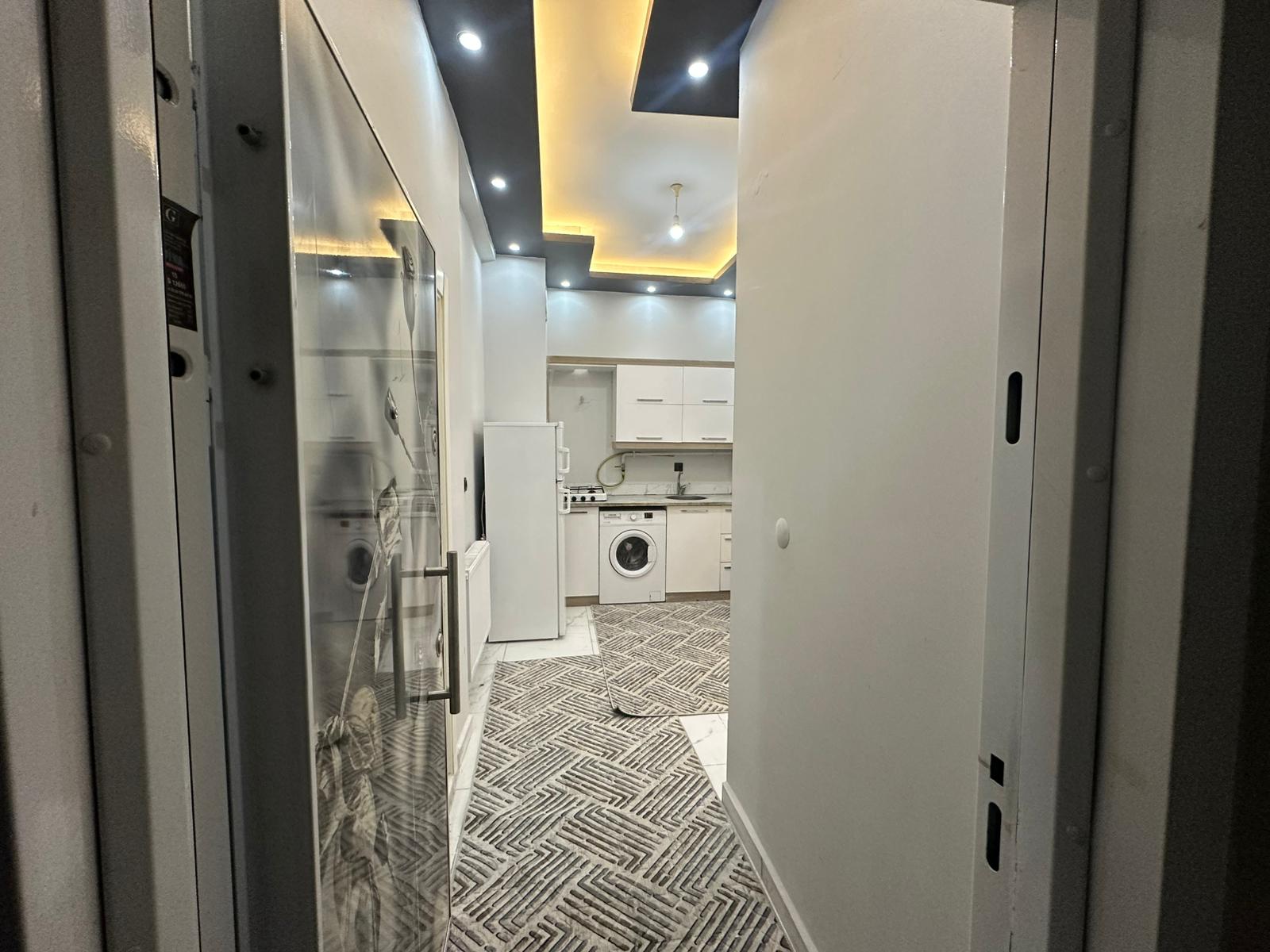 ERENLERDE MERKEZİ KONUMDA 2+0 SATILIK DAİRE