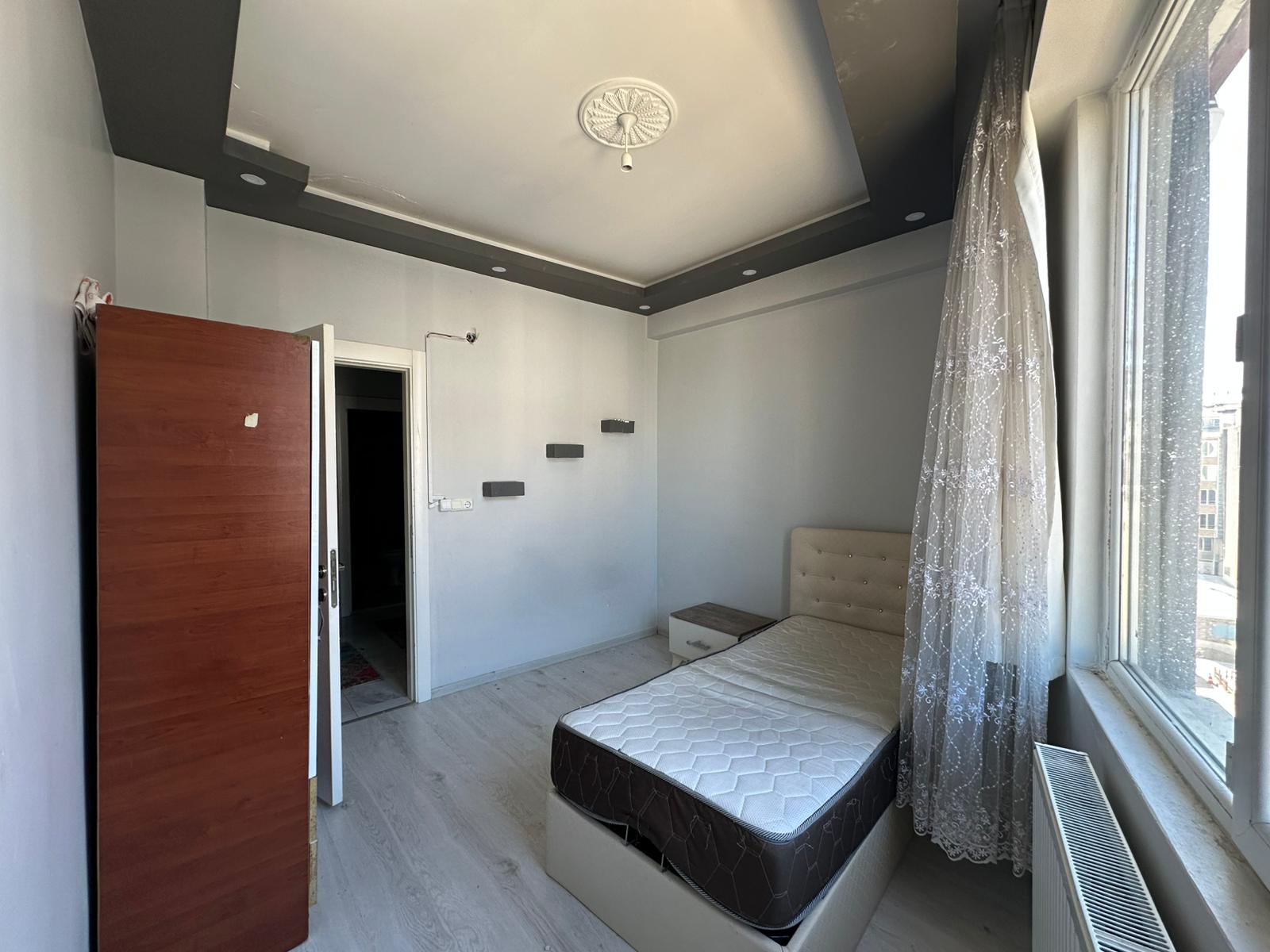 ERENLERDE 2+0 VETERİNERLİK KARŞISINDA KİRALIK DAİRE