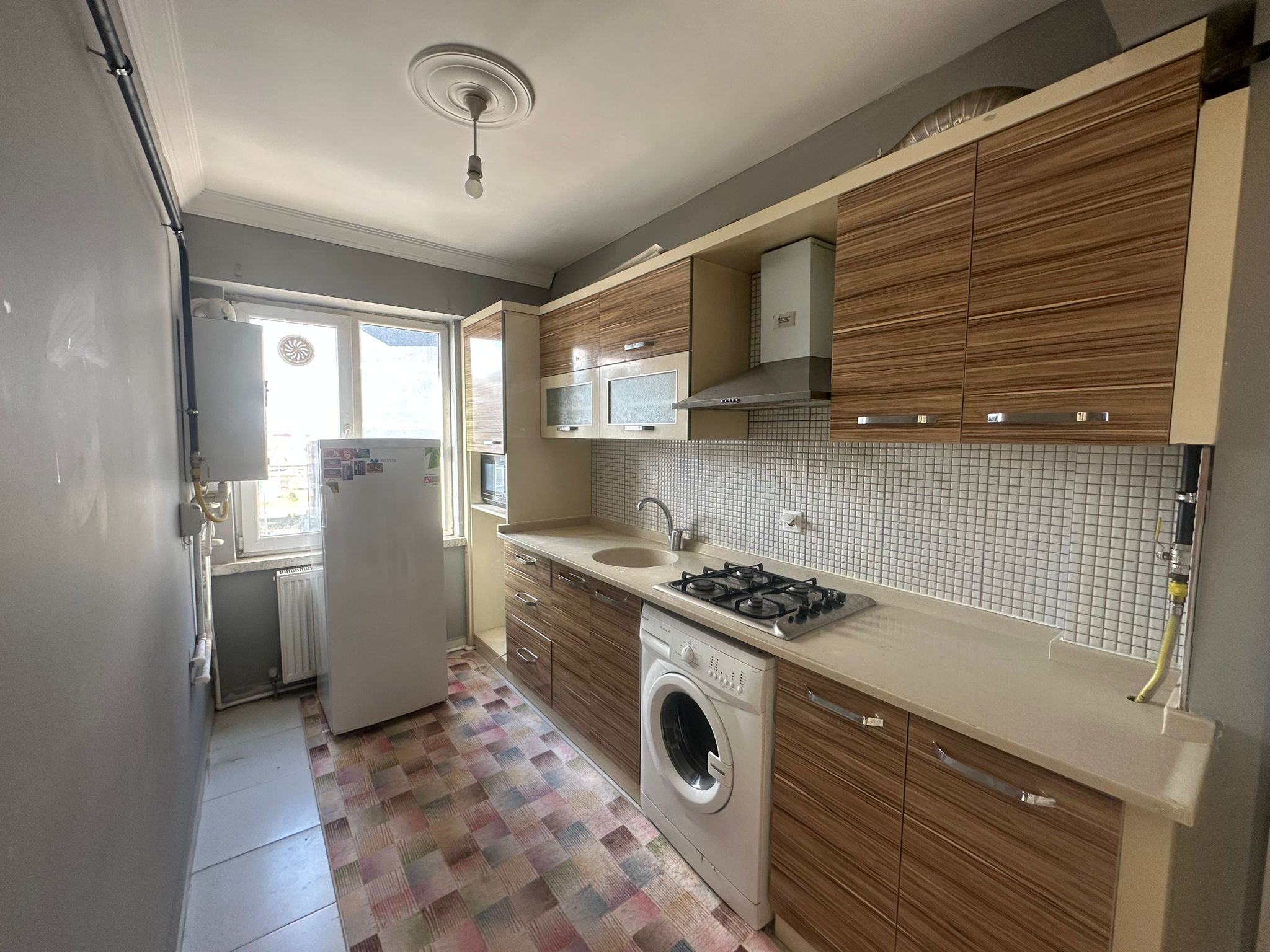 ERENLERDE 2+0 TEMİZ KİRALIK DAİRE 