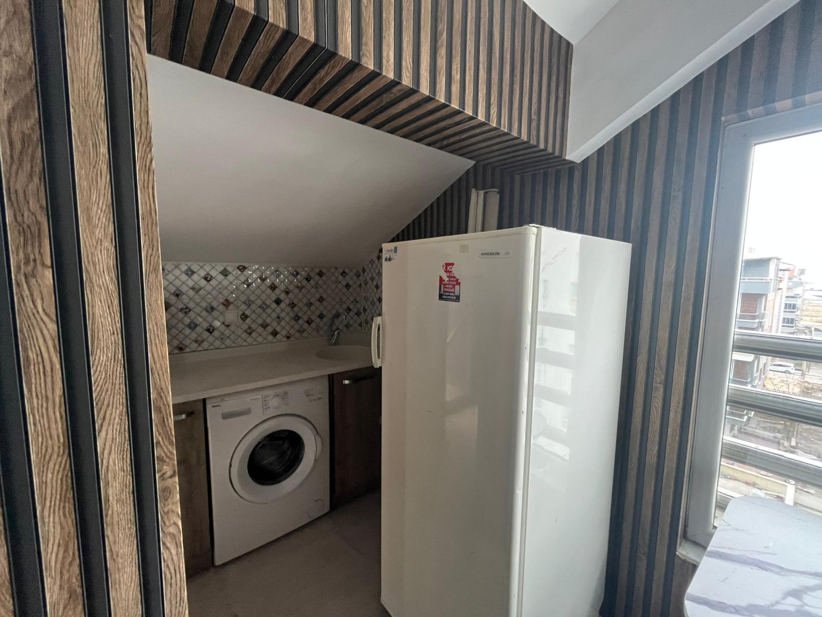 ERENLERDE 1+1 MERKEZİ KONUMDA FIRSAT SATILIK