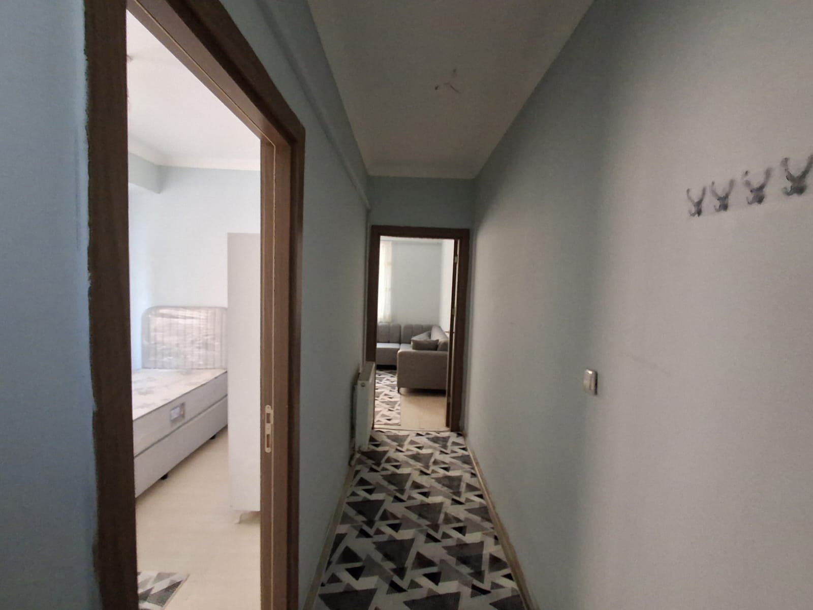 ERENLERDE EMNİYET KARŞISINDA 2+0 KİRALIK DAİRE